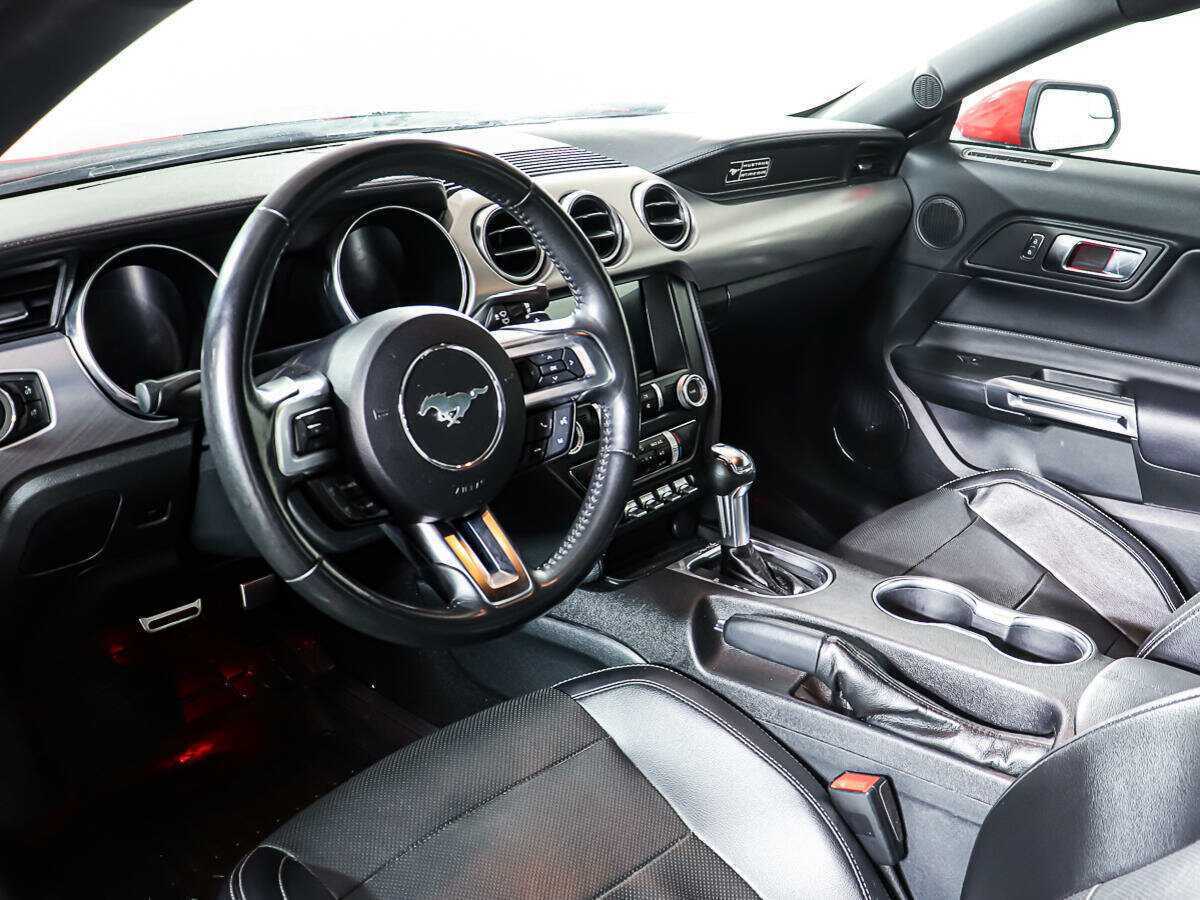 Ford Mustang, 2020 Фото №13