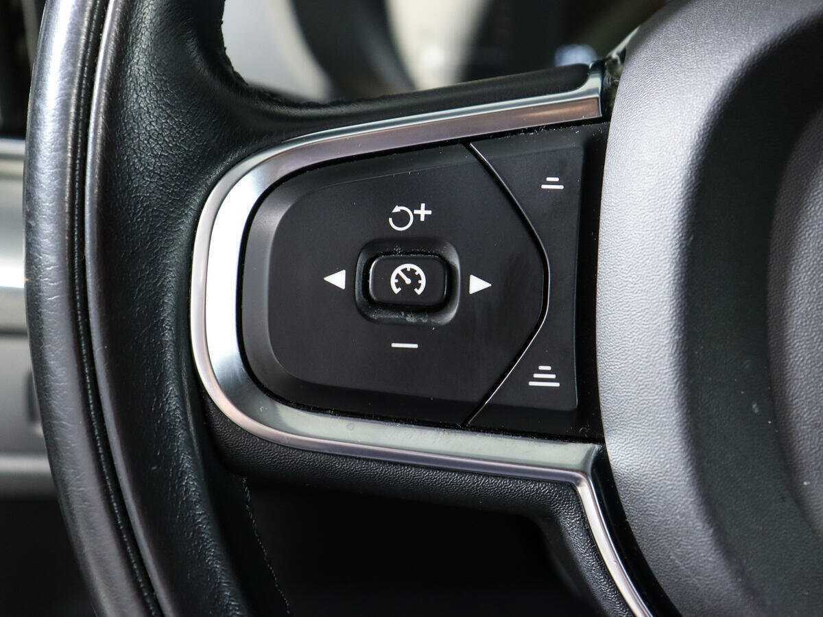 Volvo XC60, 2019 Фото №19