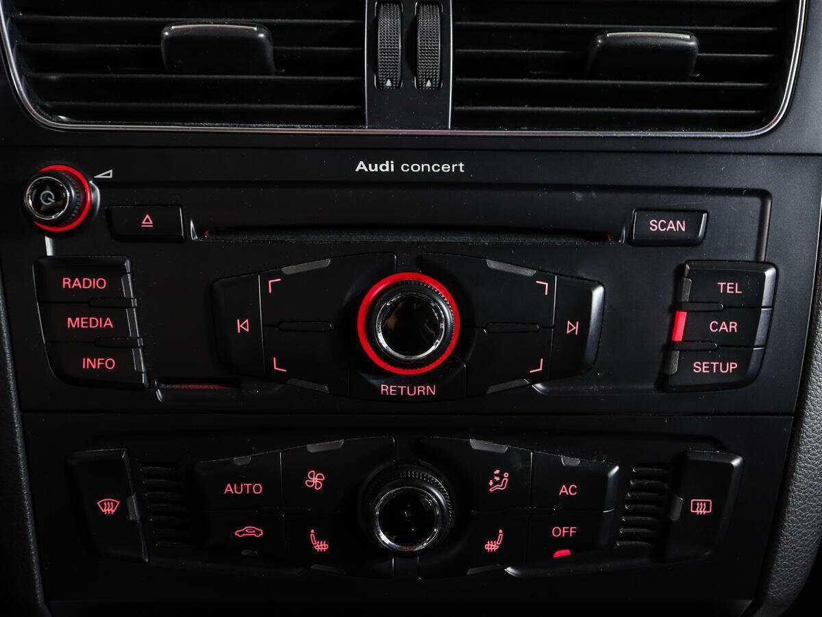 Audi Q5, 2010 Фото №22