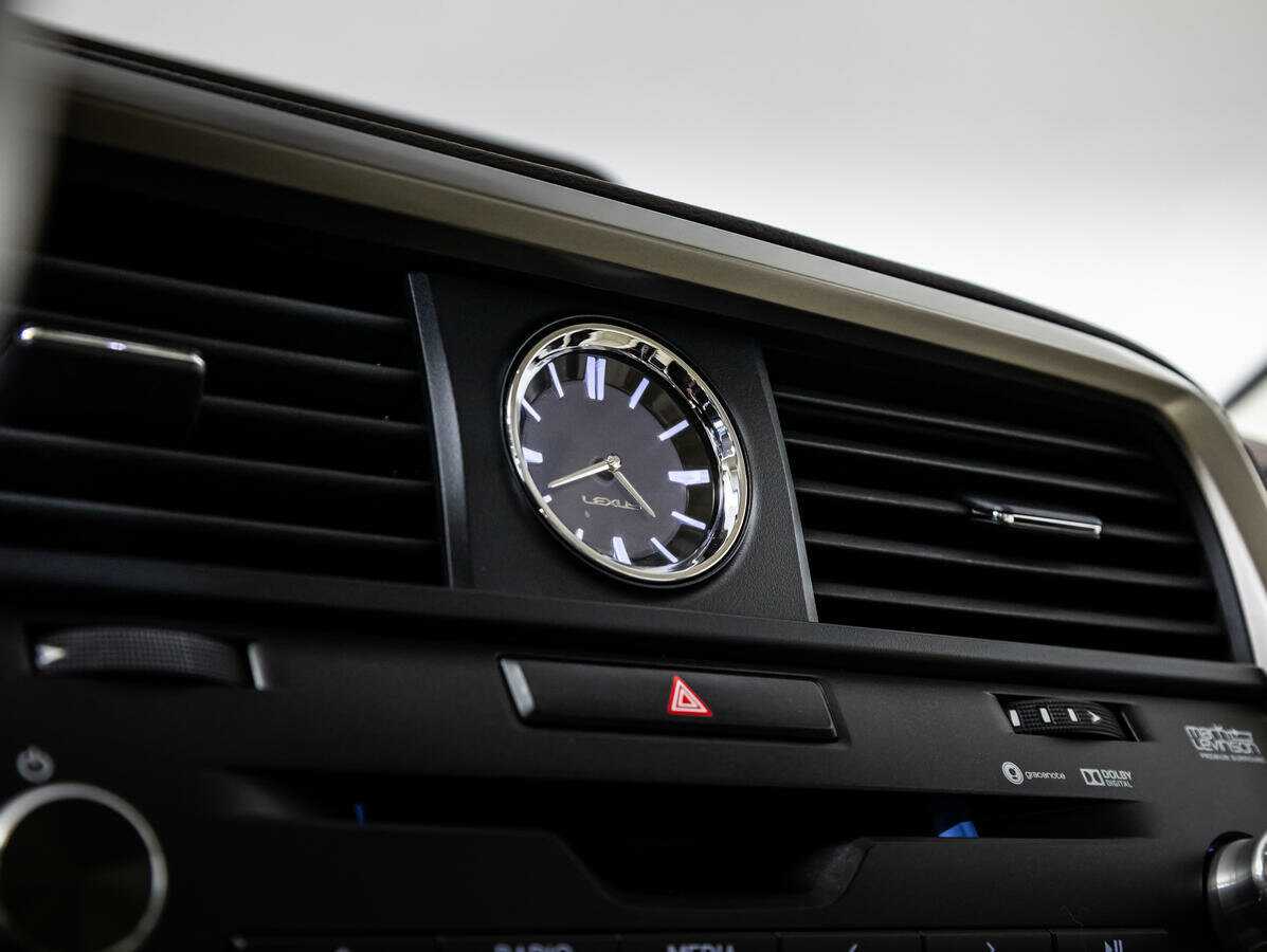 Lexus RX 200t, 2016 Фото №12