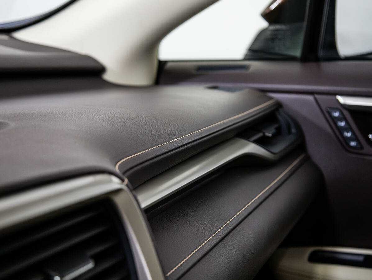 Lexus RX 200t, 2016 Фото №16