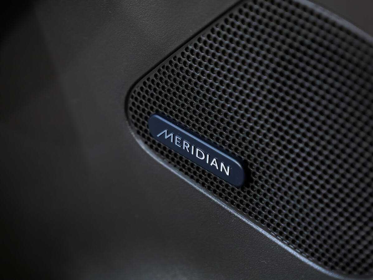 Jaguar F-Pace, 2018 Фото №17