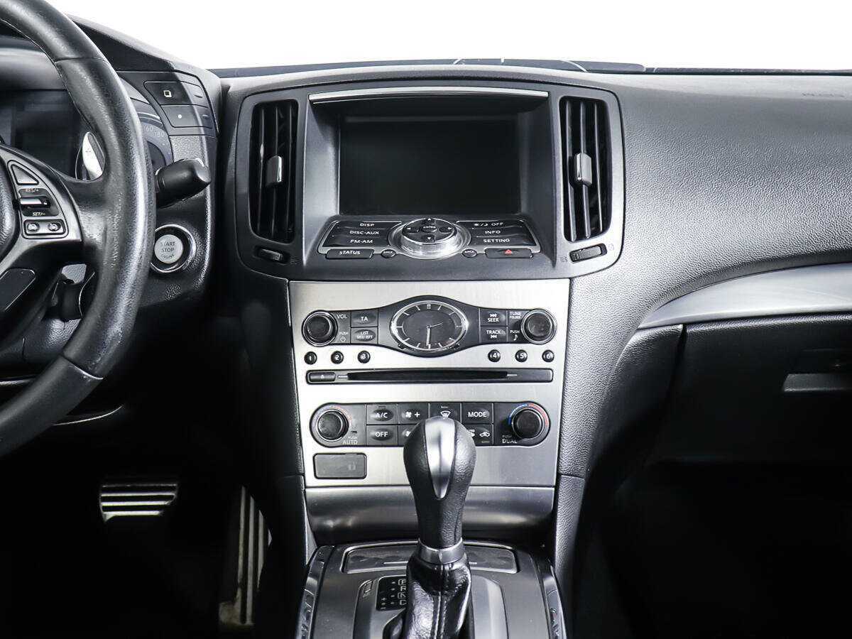 Infiniti G25, 2011 Фото №12