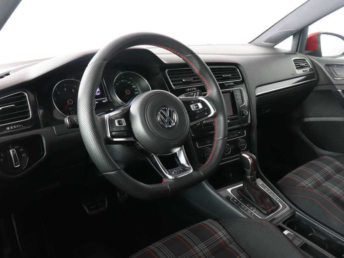 Volkswagen Golf GTI, 2013 - 130 793 км. | Фото №7