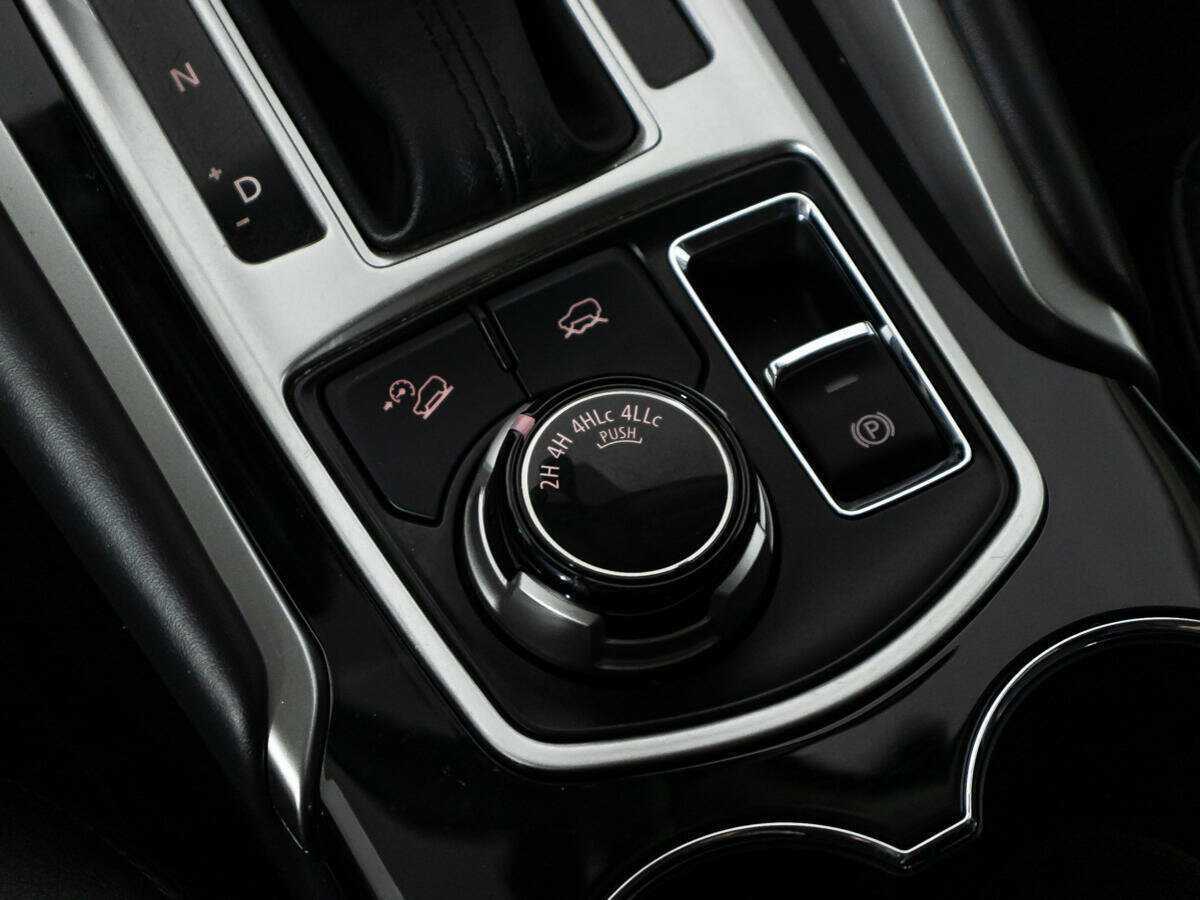 Mitsubishi Pajero Sport, 2021 Фото №16