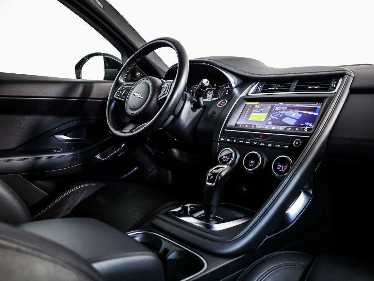 Jaguar E-Pace, 2018 - 47 442 км. | Фото №8