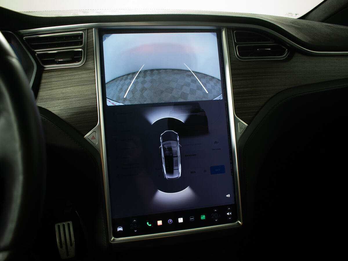 Tesla Model X 90D, 2016 Фото №15