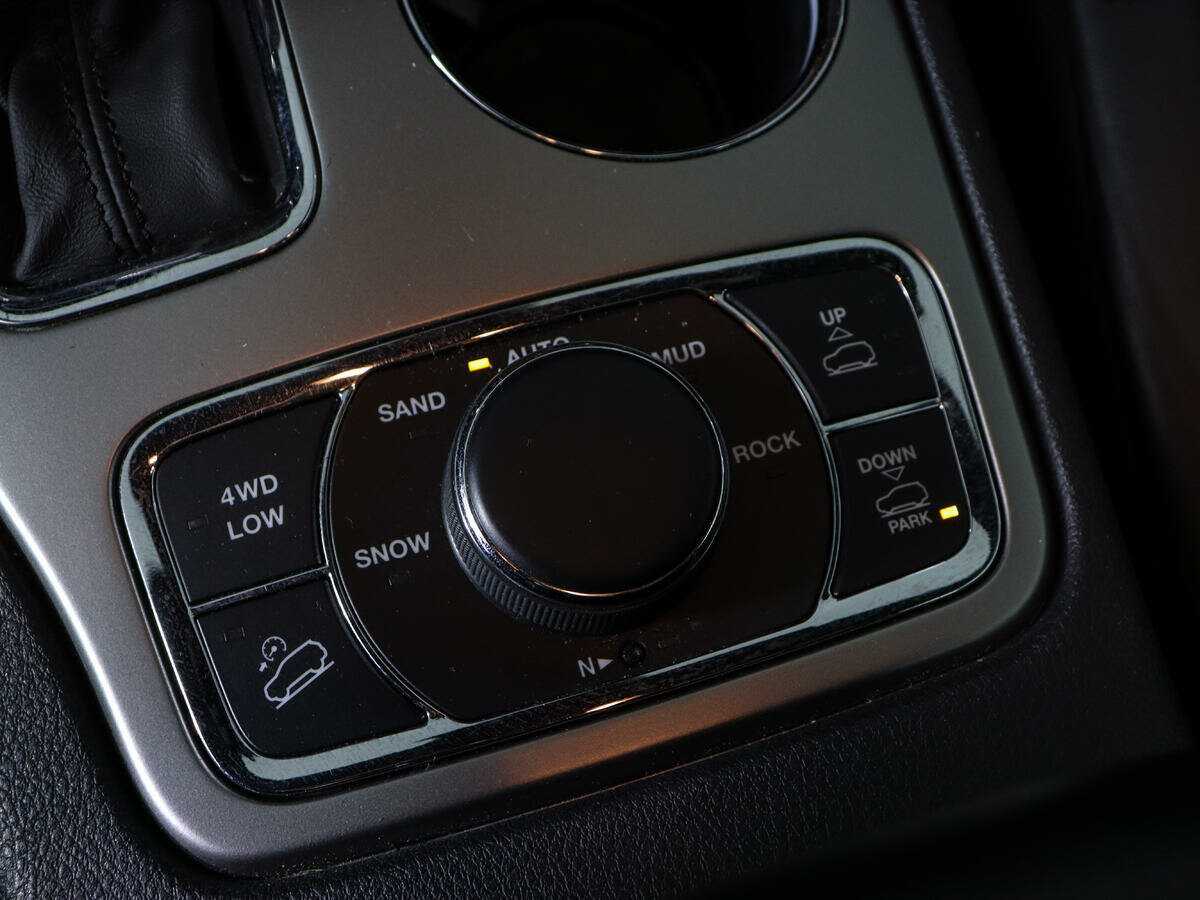 Jeep Grand Cherokee, 2018 Фото №24