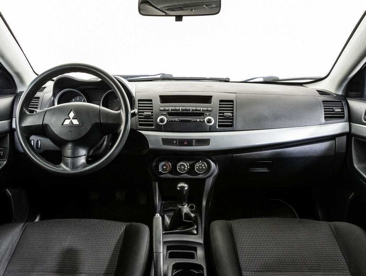 Mitsubishi Lancer, 2010 Фото №13