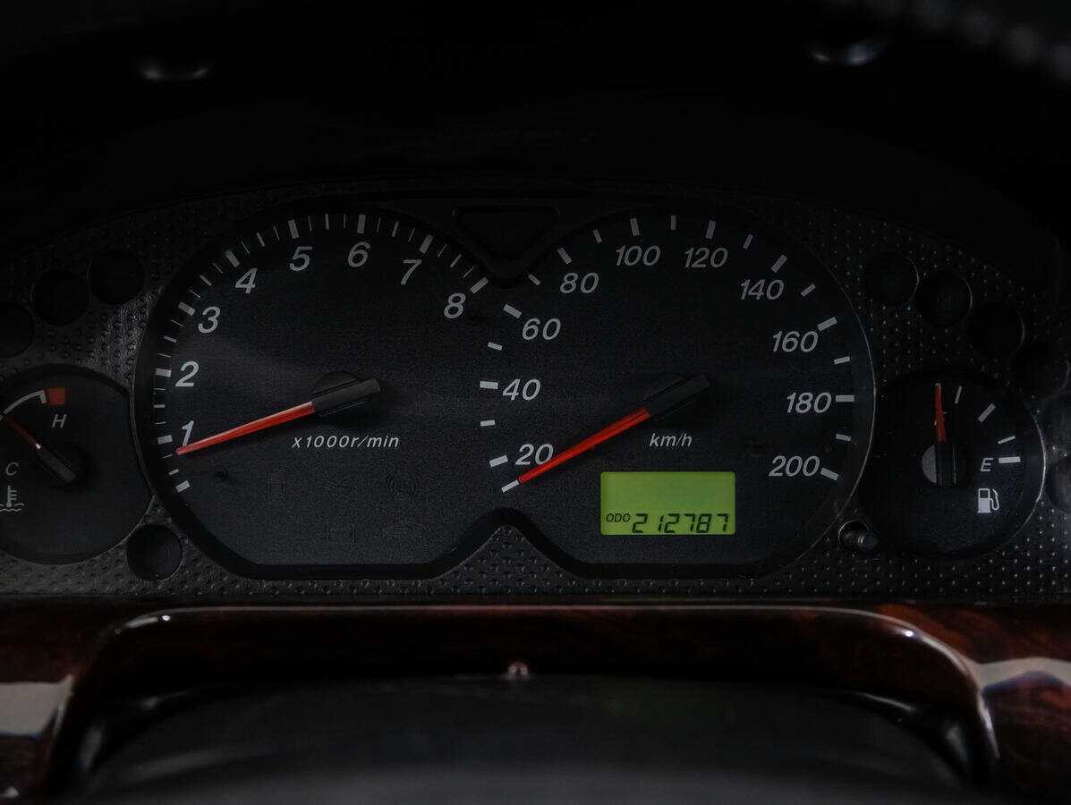 Mazda Tribute, 2003 Фото №10