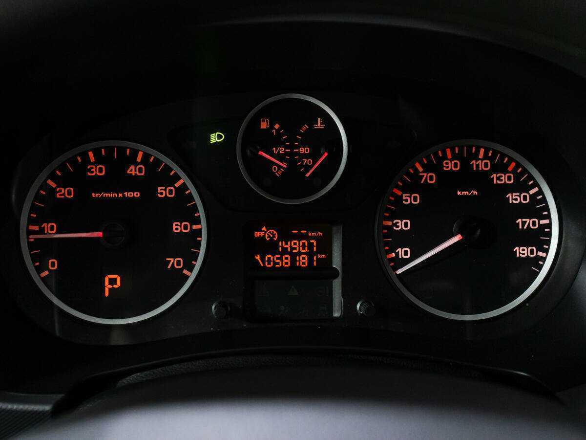 Peugeot Partner Crossway, 2021 Фото №12