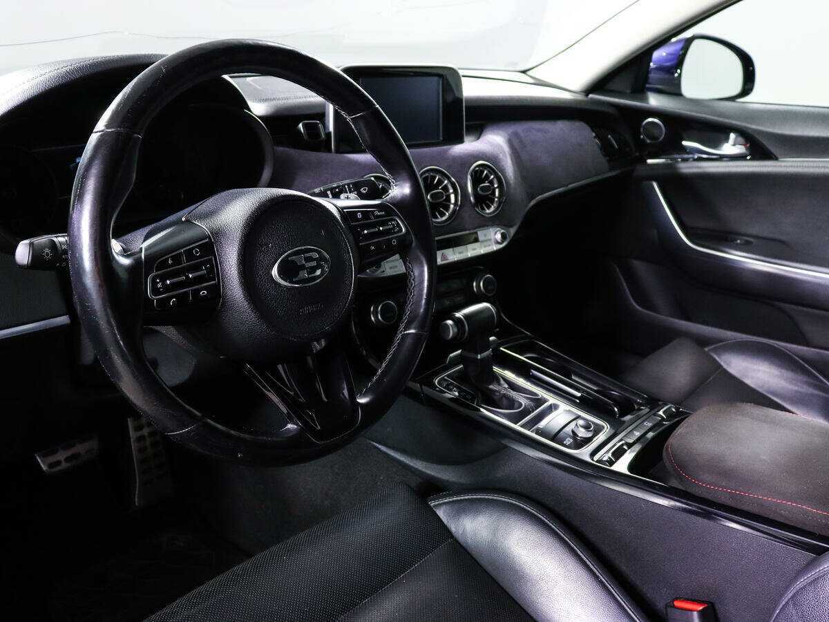 Kia Stinger, 2019 Фото №12