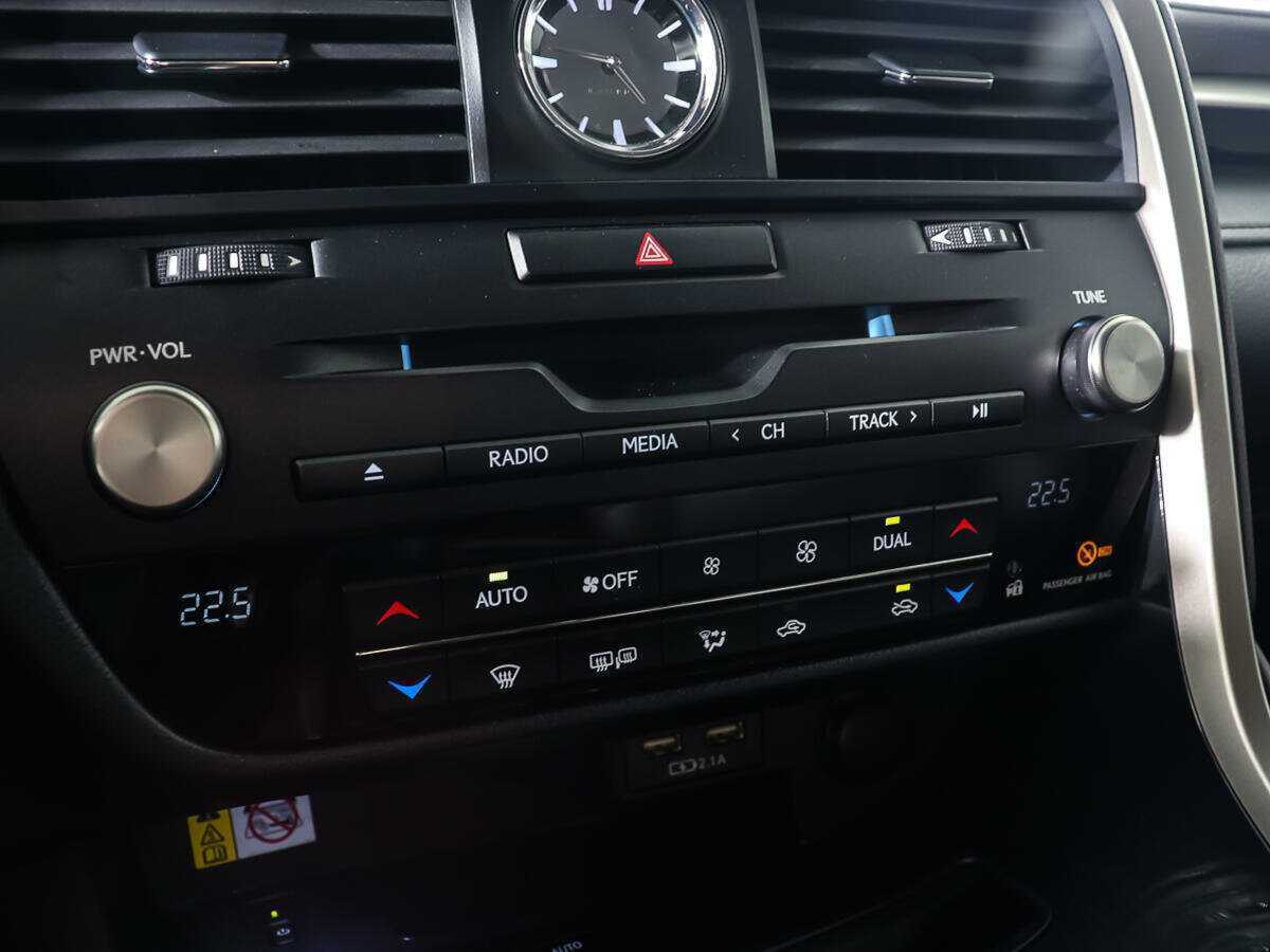 Lexus RX 300, 2021 Фото №19