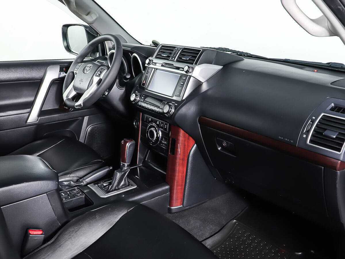 Toyota Land Cruiser Prado, 2013 Фото №8