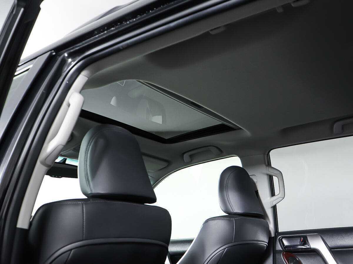 Toyota Land Cruiser Prado, 2016 Фото №14