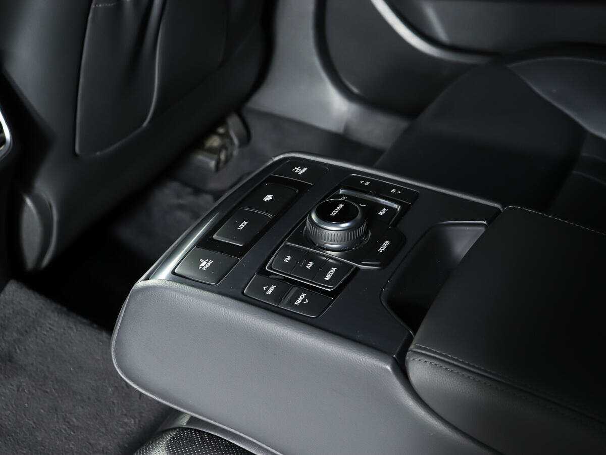 Genesis G80, 2017 Фото №16