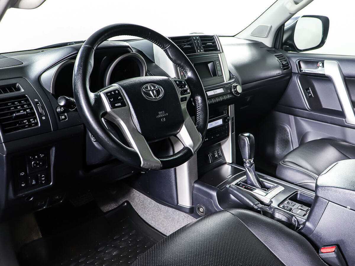 Toyota Land Cruiser Prado, 2010 Фото №13