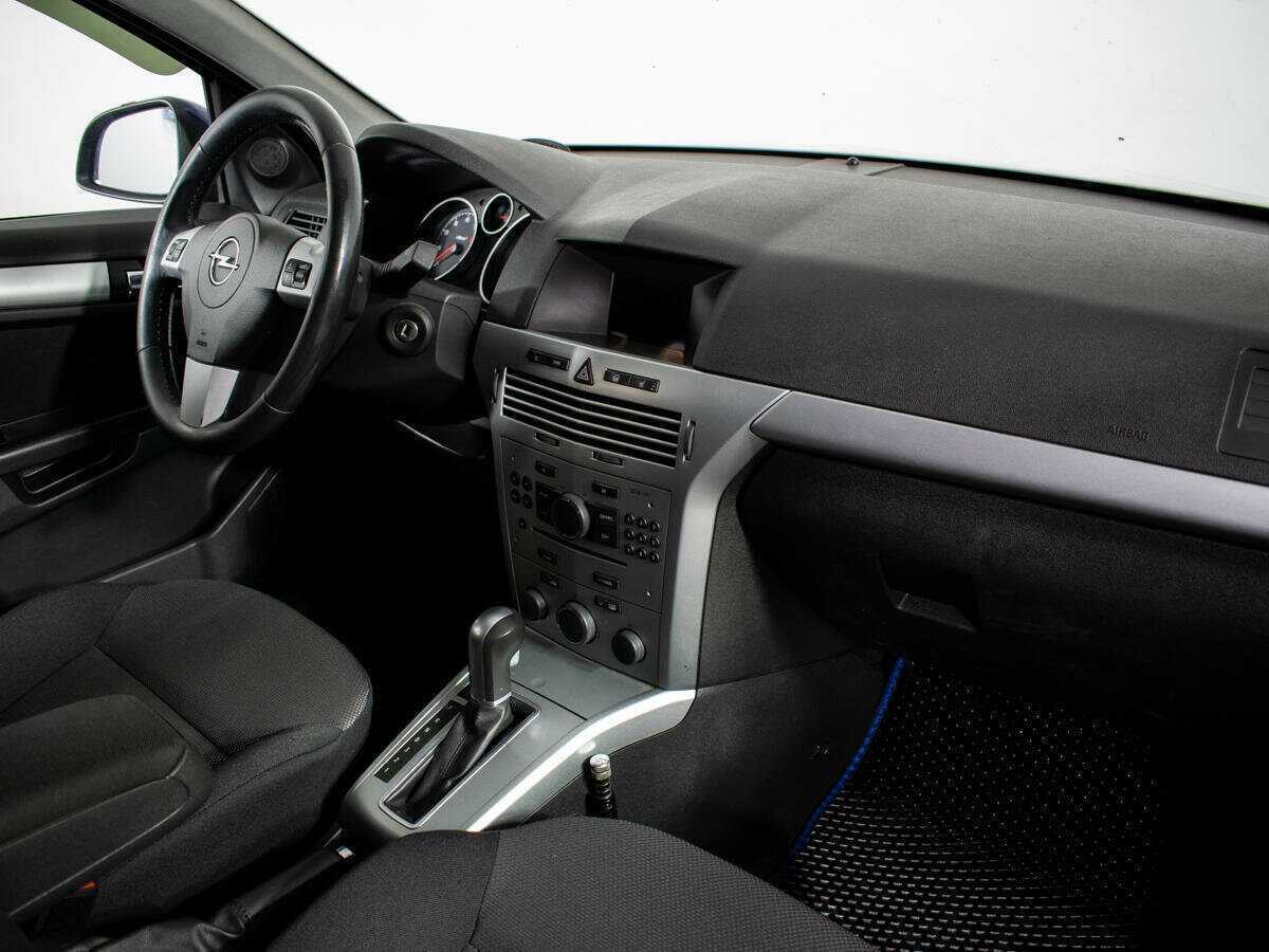 Opel Astra, 2010 Фото №9