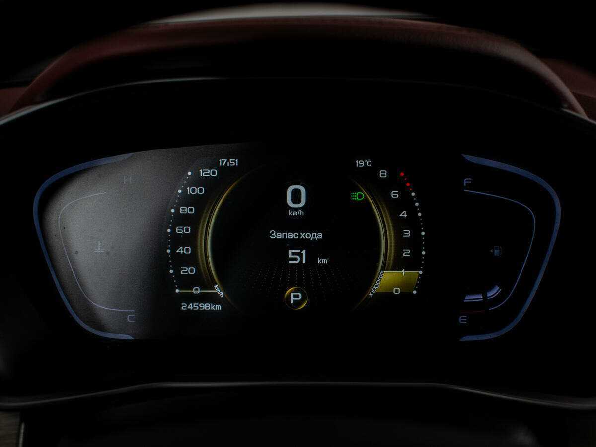 Geely Coolray, 2023 Фото №11