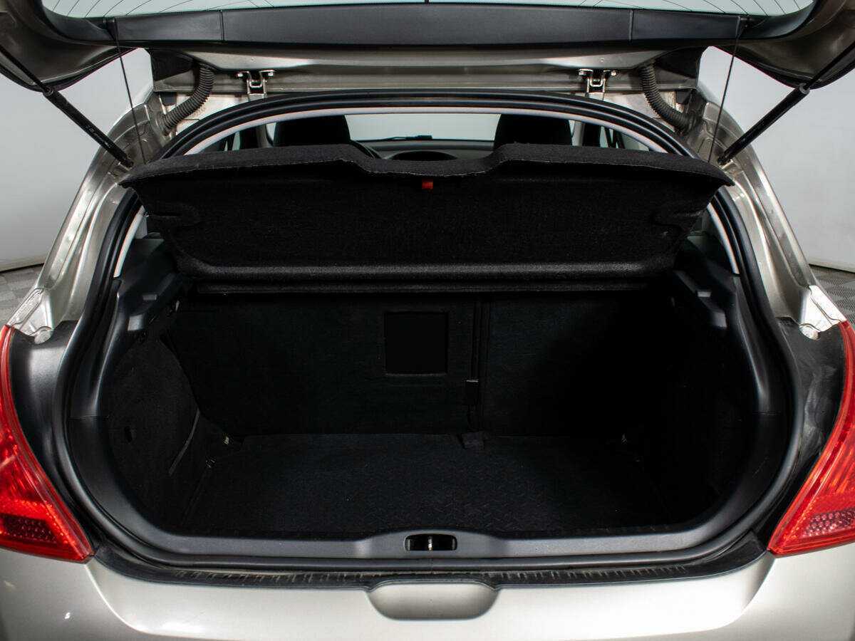 Peugeot 308, 2011 Фото №12