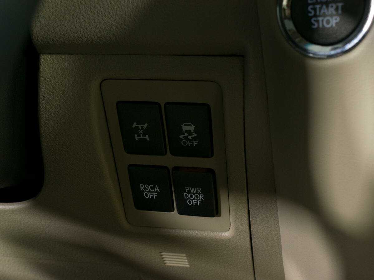 Lexus LX 570, 2008 Фото №20