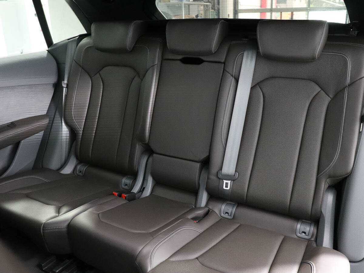Audi Q8 45 TDI, 2019 Фото №14