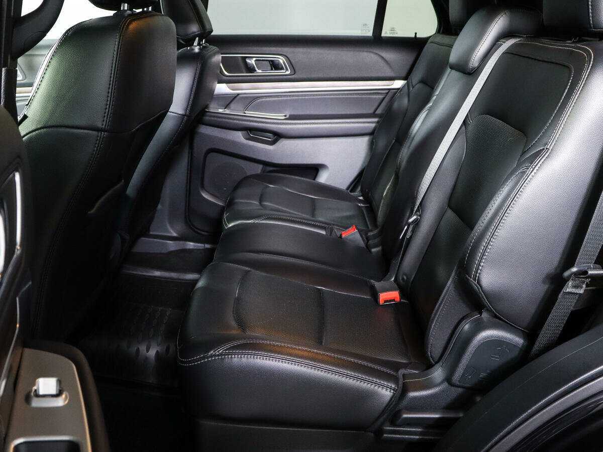 Ford Explorer, 2019 - 63 000 км. | Фото №7