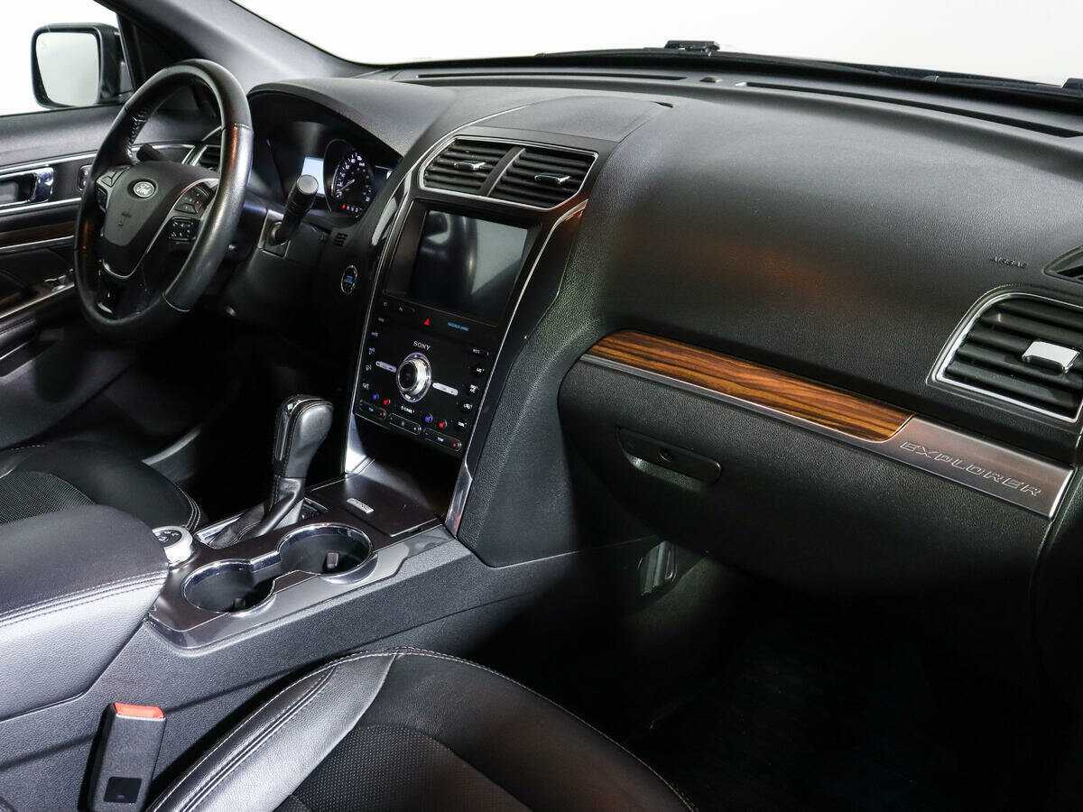 Ford Explorer, 2019 - 63 000 км. | Фото №8