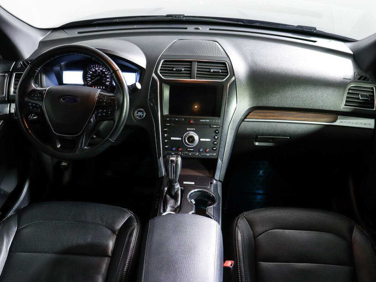 Ford Explorer, 2019 Фото №10