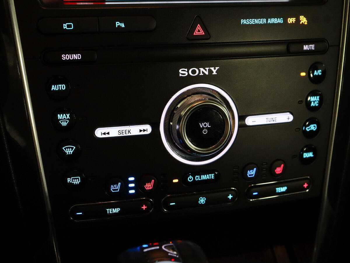 Ford Explorer, 2019 Фото №23