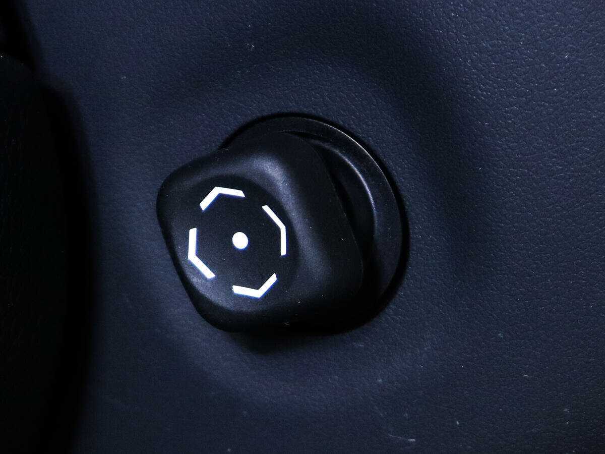 Lexus RX 200t, 2016 Фото №21