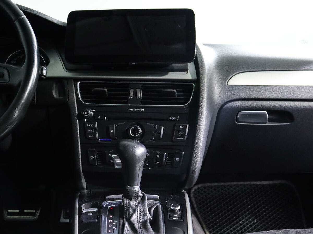 Audi A4, 2009 Фото №11