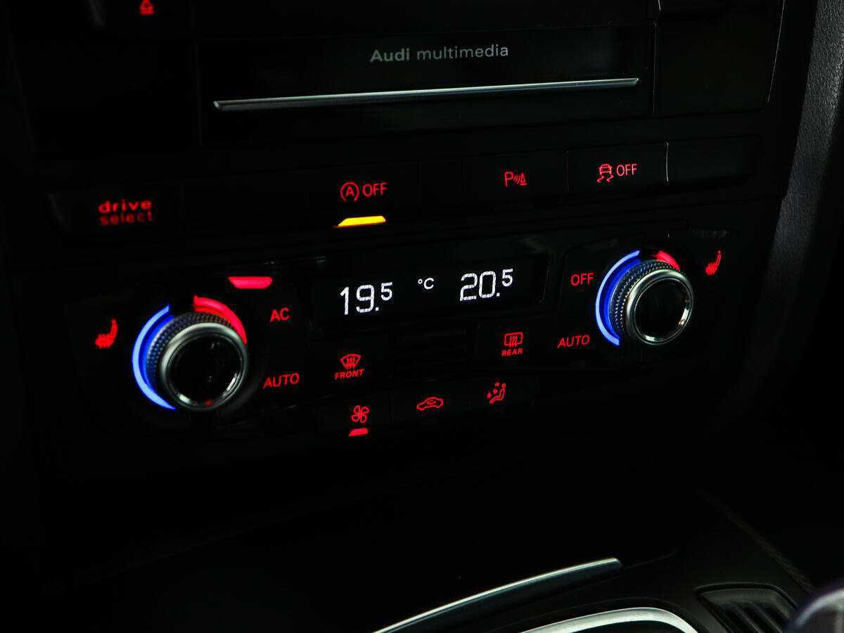 Audi S5, 2011 Фото №14