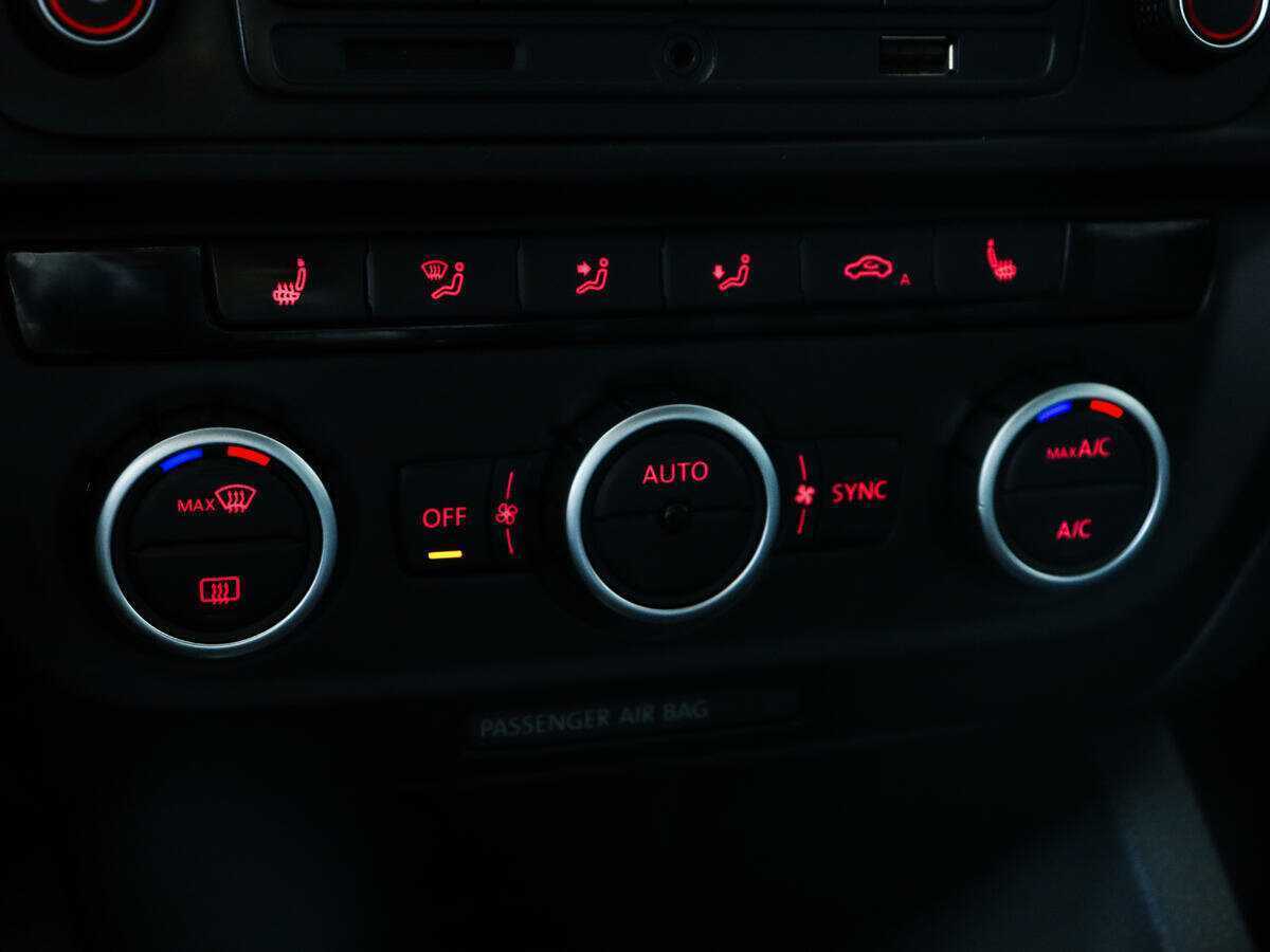 Volkswagen Jetta, 2014 Фото №15