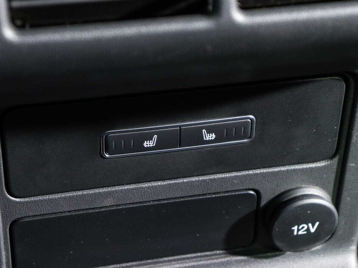 Jaguar F-Pace, 2016 Фото №15