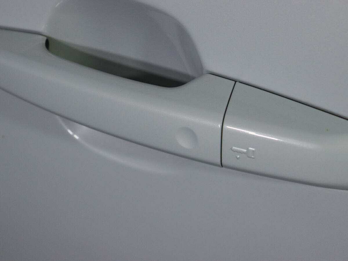 Jaguar F-Pace, 2016 Фото №18