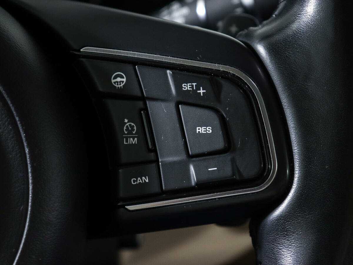 Jaguar XE, 2016 Фото №21