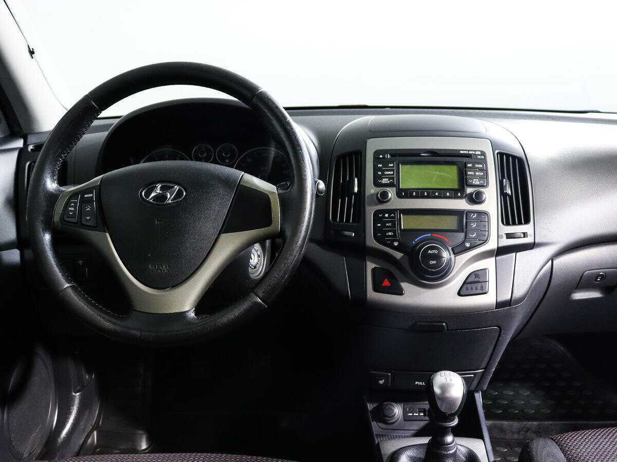 Hyundai i30, 2009 Фото №12