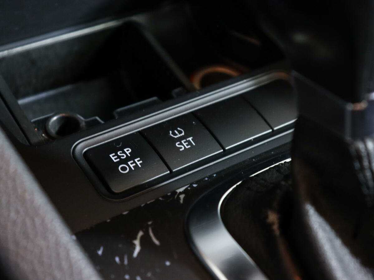 Volkswagen Golf GTI, 2008 Фото №15