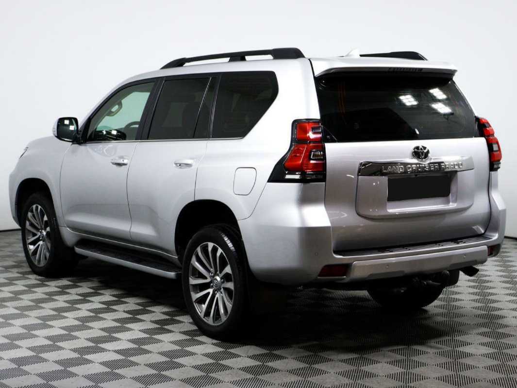 Toyota Land Cruiser Prado, 2017 - 111 111 км. | Фото №7