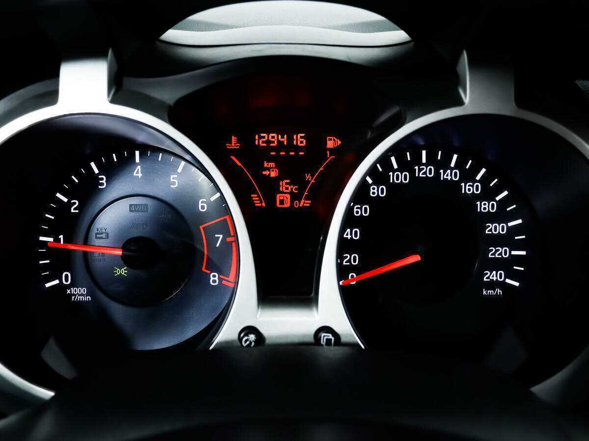 Nissan Juke, 2011 Фото №10