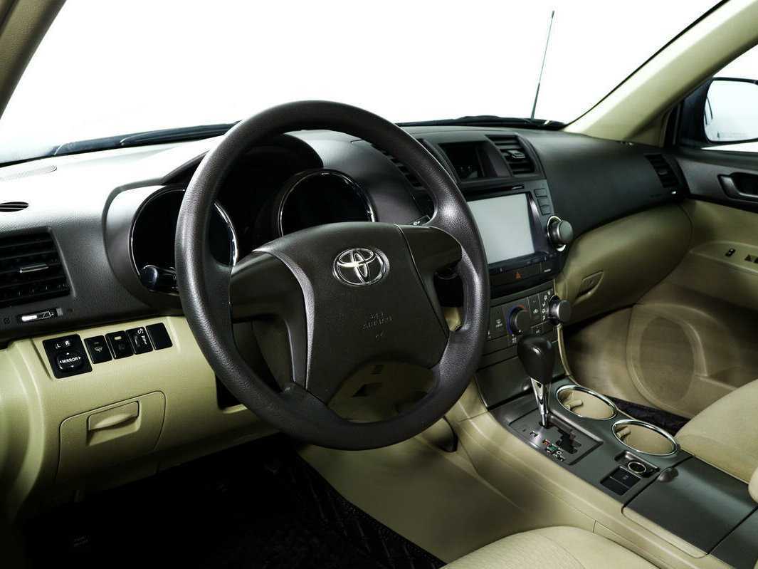 Toyota Highlander, 2010 Фото №13