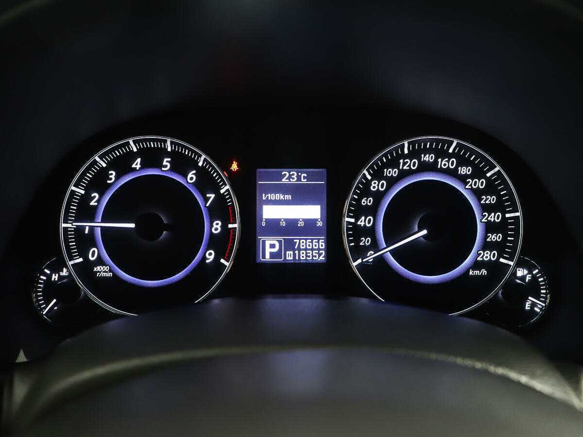 Infiniti FX37, 2013 Фото №14