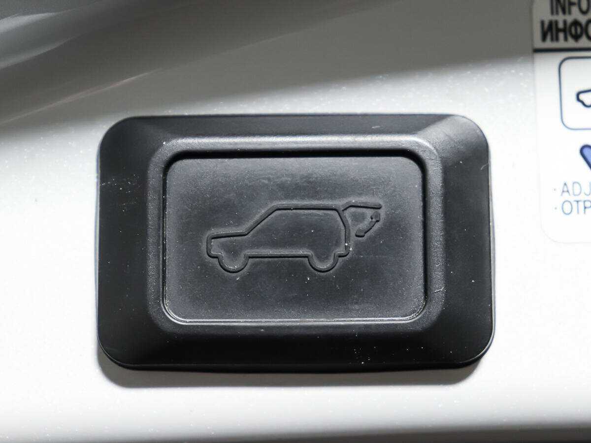 Toyota RAV4, 2018 Фото №19