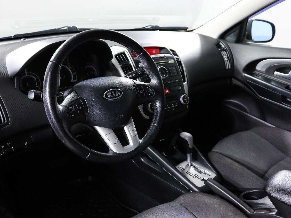 Kia Ceed, 2010 Фото №12