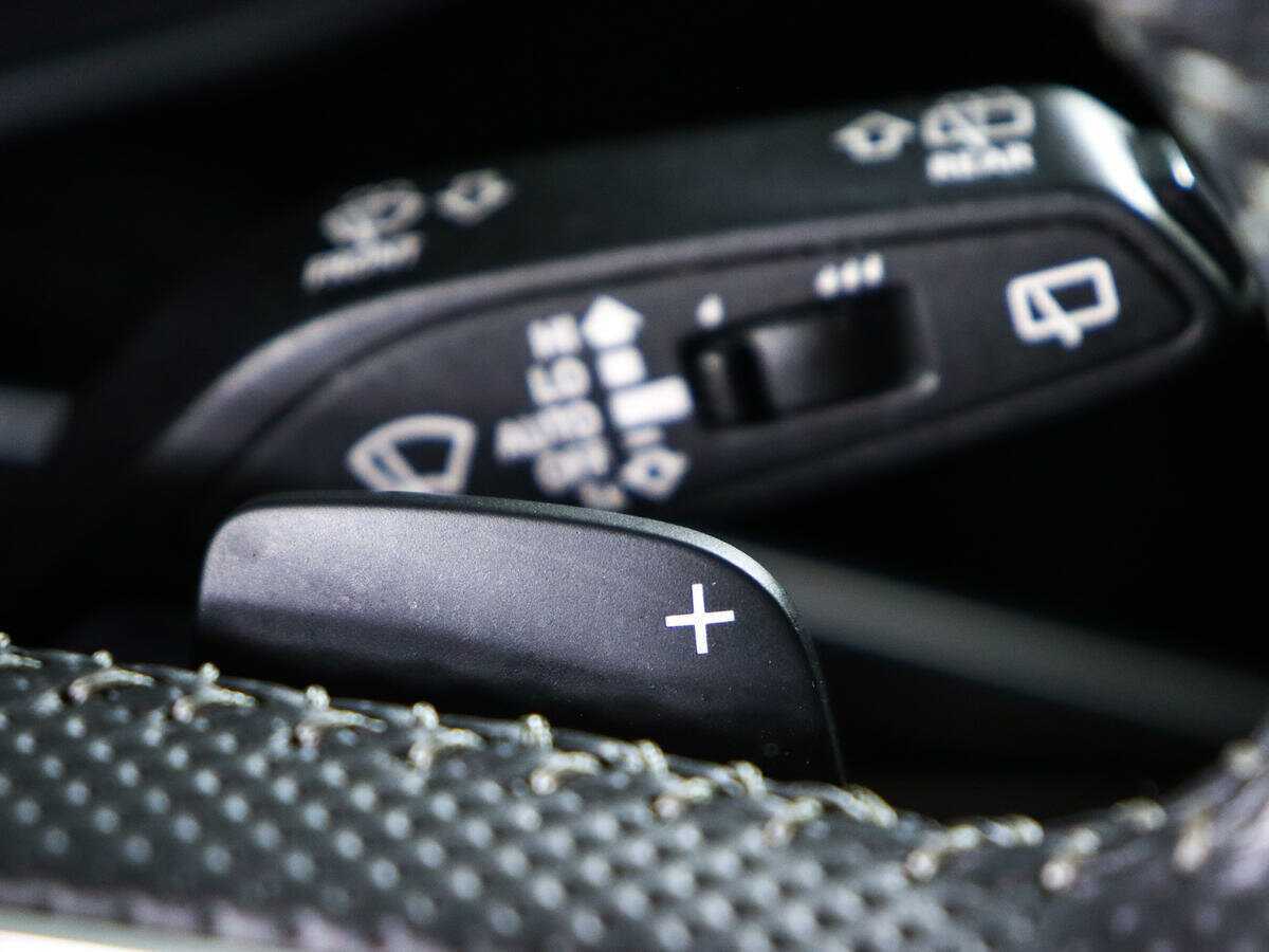 Audi Q8 55 TFSI, 2018 Фото №25