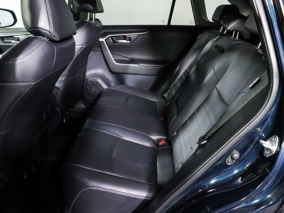 Toyota RAV4, 2020 Фото №10