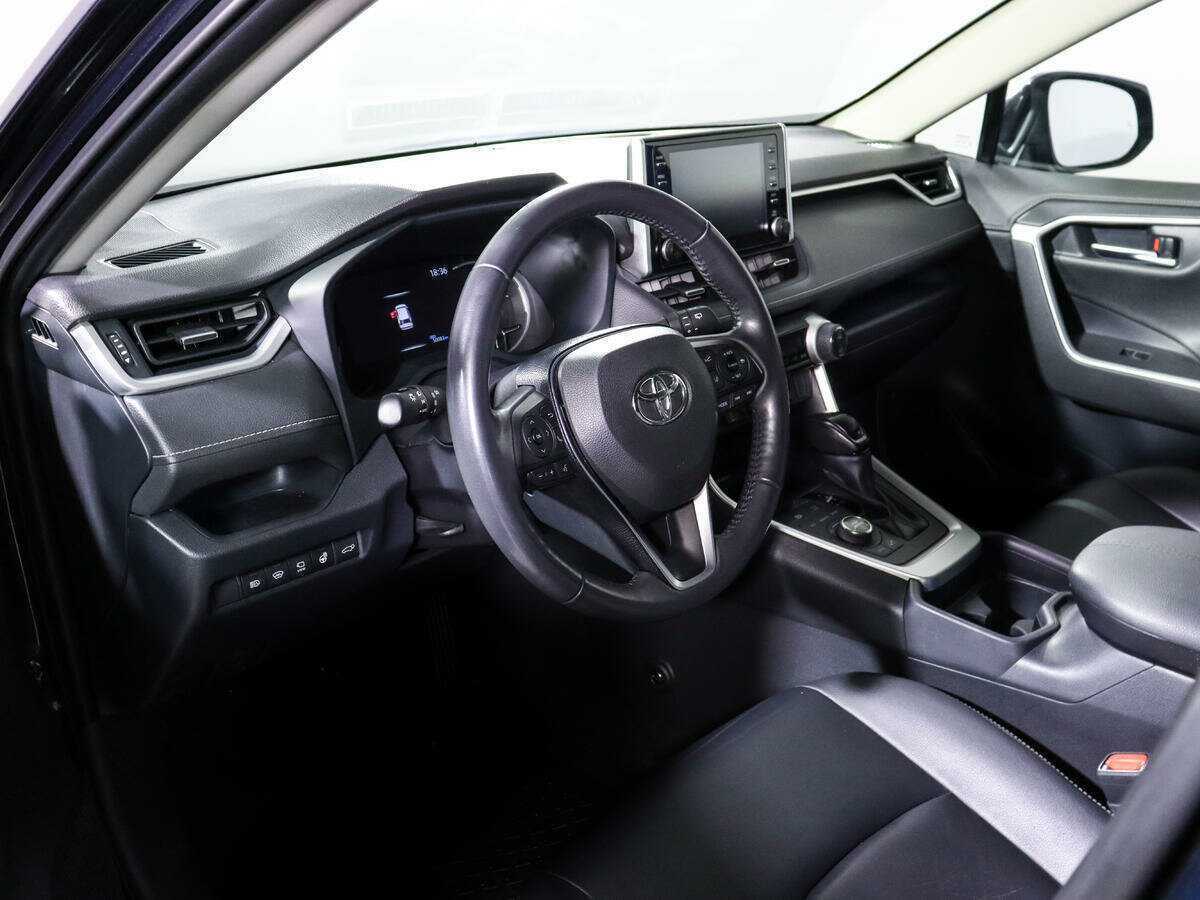 Toyota RAV4, 2020 Фото №14
