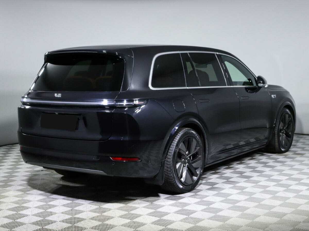LiXiang L9 44.5 kWh, 2023 - 6 184 км. | Фото №3
