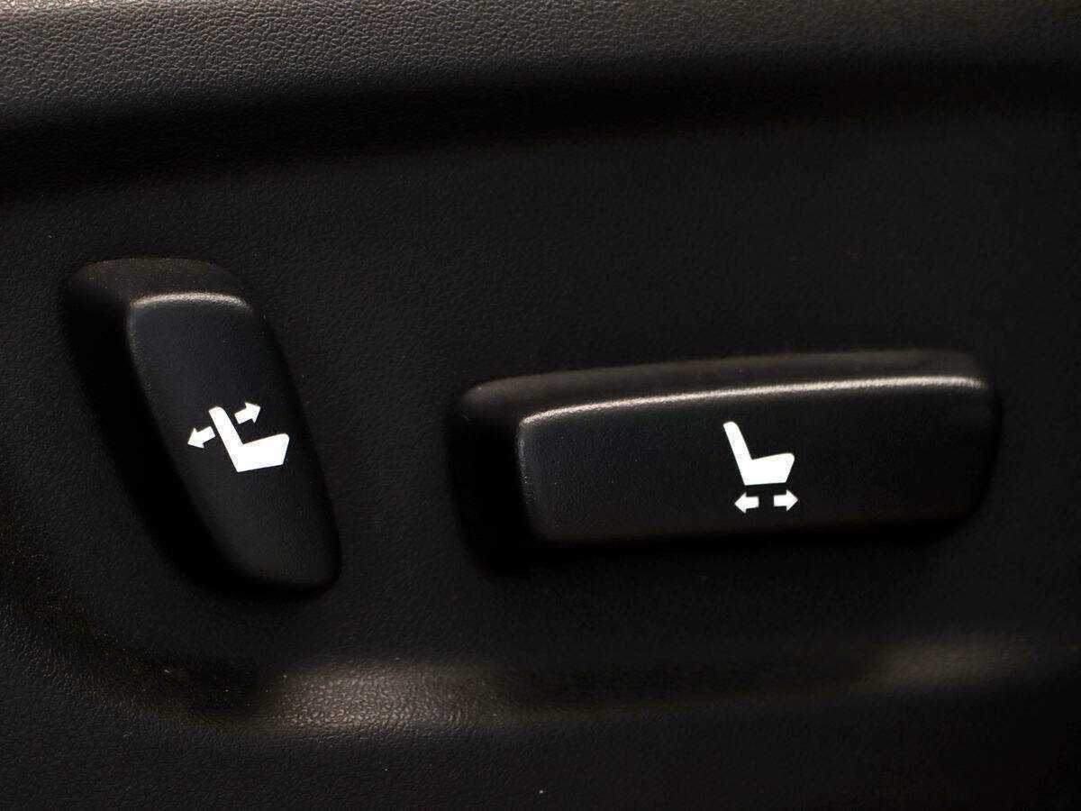 Toyota Land Cruiser Prado, 2017 Фото №11